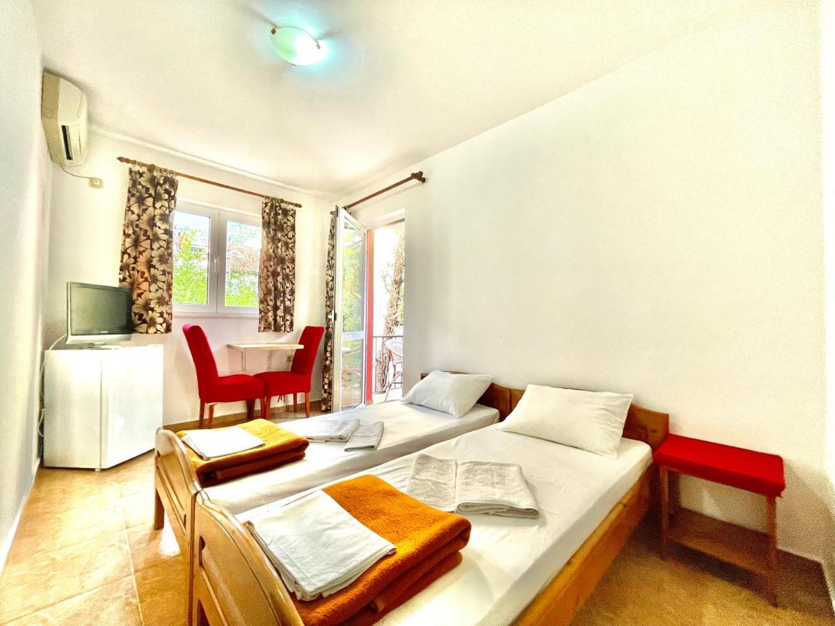 Vila L Budva Otel Dış mekan fotoğraf