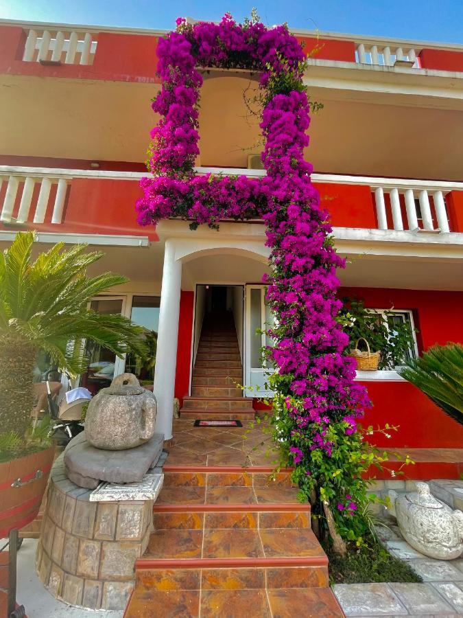 Vila L Budva Otel Dış mekan fotoğraf